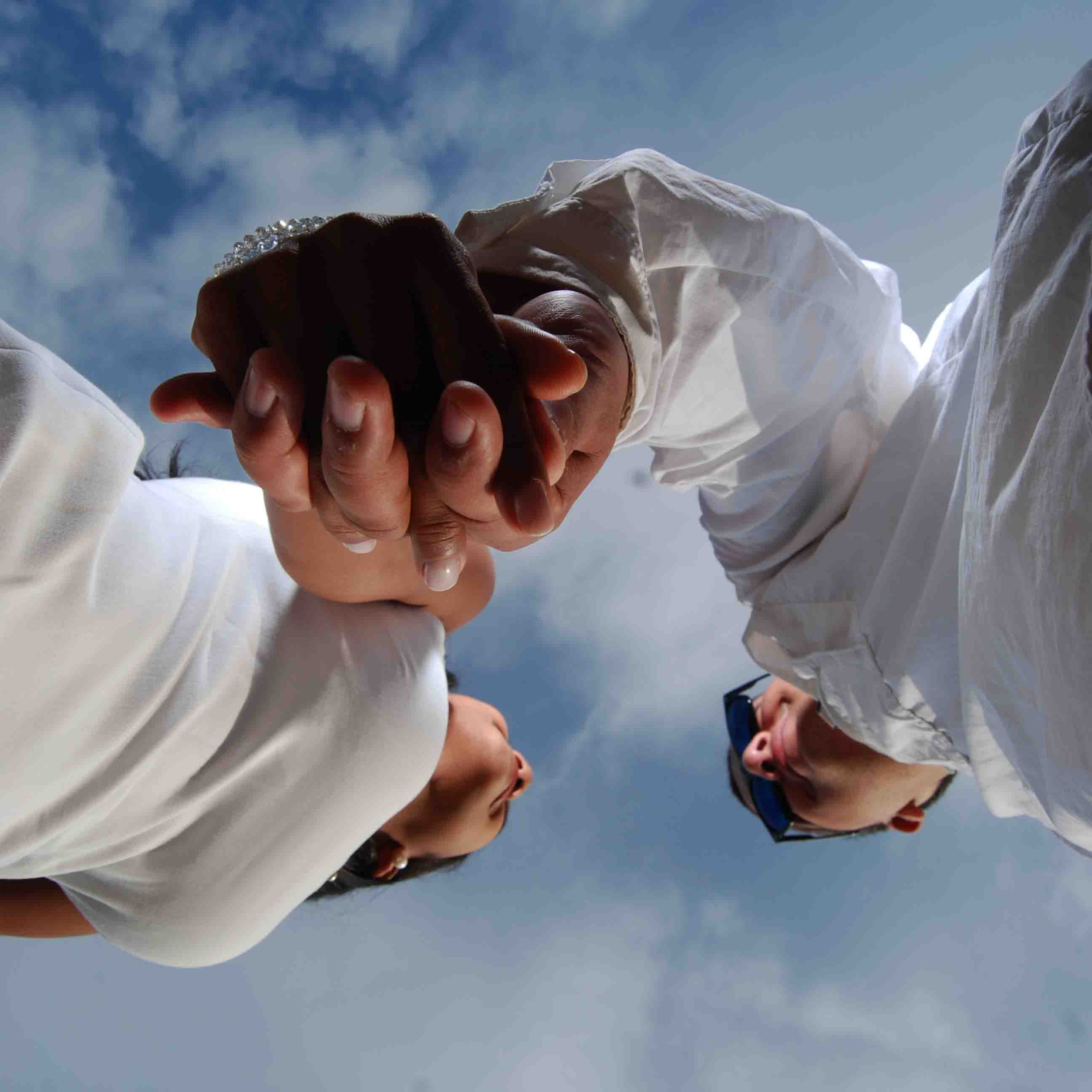 Talento Importado - Oficio Servicios - Hernany Gil fotos