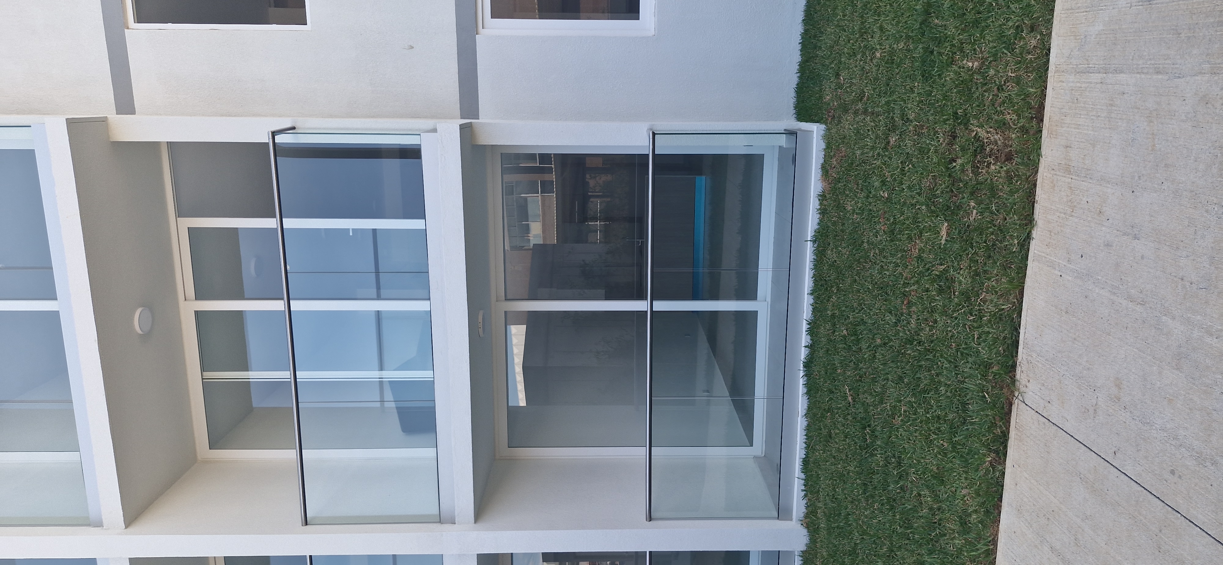 Talento Importado - Oficio Servicios - BC GLASS AND ALUMINUM