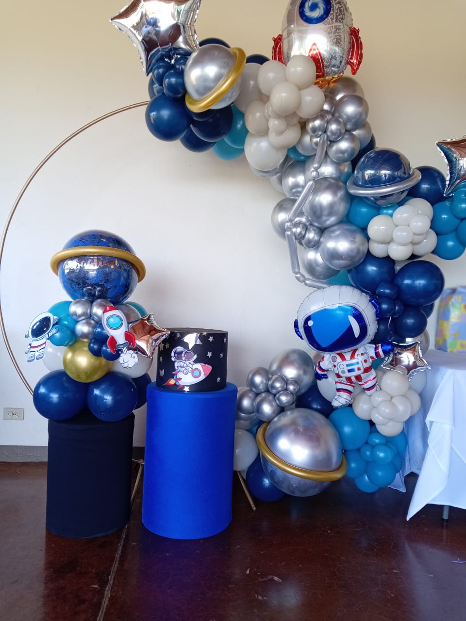 Talento Importado - Oficio Servicios - Globos y Detalles Mia